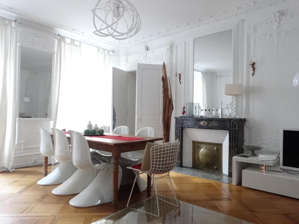 Les Serruriers - Appartement Spacieux Avec Terrasse & Parking สตราสบูร์ก ภายนอก รูปภาพ