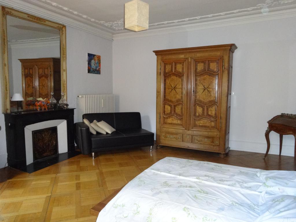 Les Serruriers - Appartement Spacieux Avec Terrasse & Parking สตราสบูร์ก ภายนอก รูปภาพ